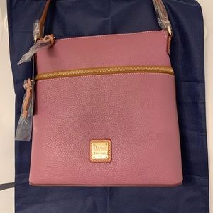 NWT Dooney & Bourke Crossbody Bag 🌺🌺